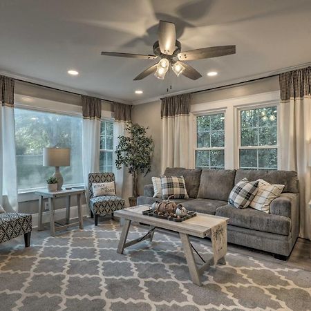 Peaceful Renovated Home With Deck On Half Acre! Asheboro Exteriör bild
