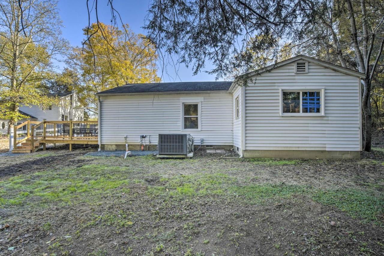 Peaceful Renovated Home With Deck On Half Acre! Asheboro Exteriör bild